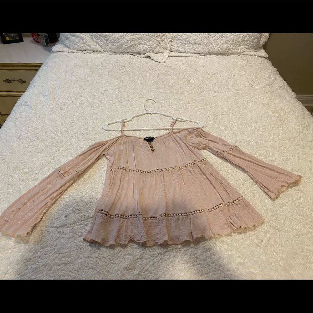 Wet Seal Flowy light pink top
